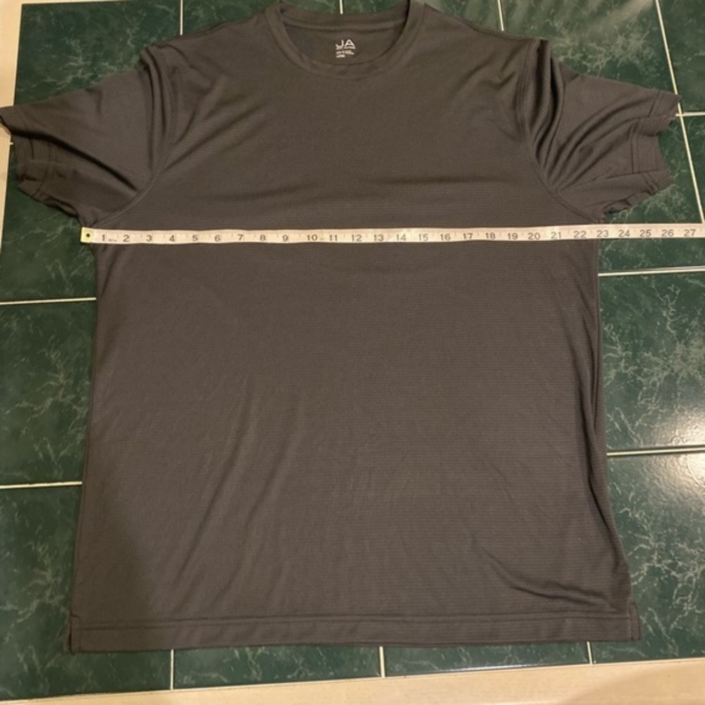 JOHN ASHFORD DARK GRAY SHORT SLEEVE PULL OVER SIZE LARGE